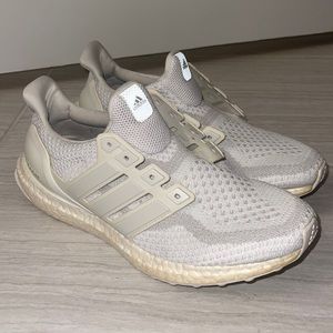 Mens White Adidas Ultra Boosts
